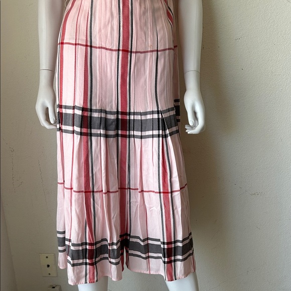 Akris Punto - Pink, Black, & Red Plaid Sleeveless Belted Dress - Picture 3 of 13